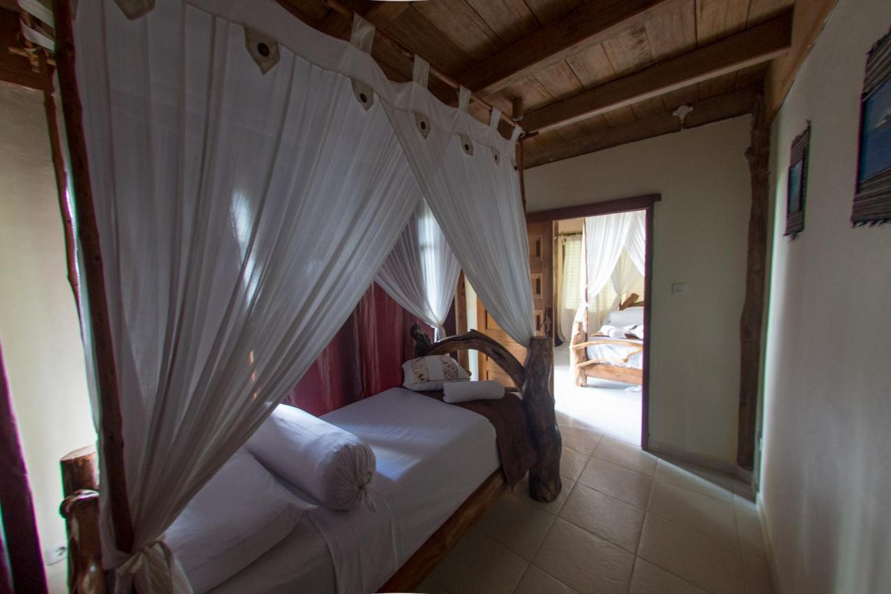Hidden Bay Resort Mentawais Masokut Екстер'єр фото